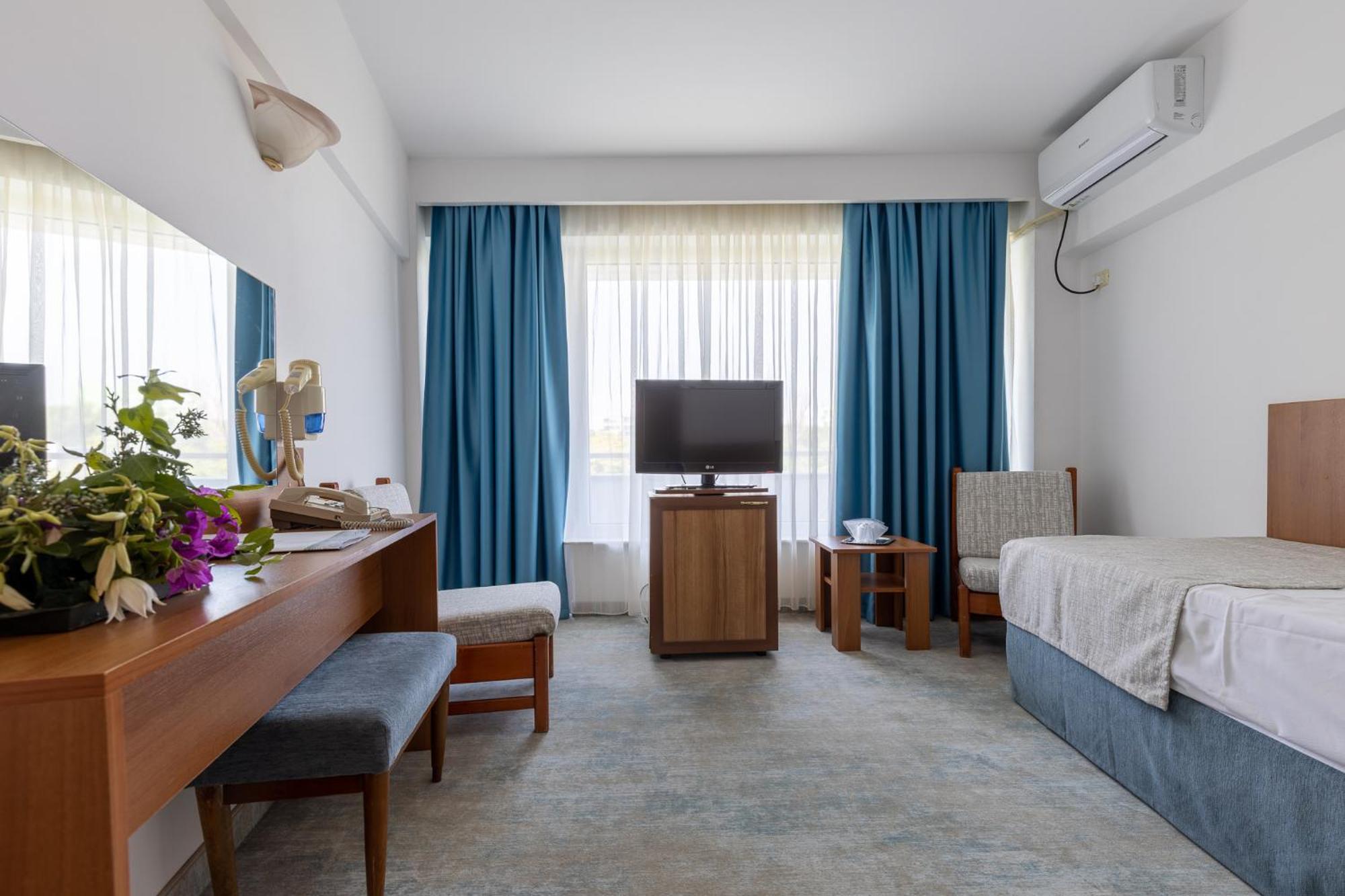 Hotel Condor ママイア エクステリア 写真